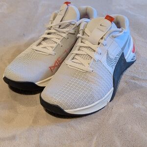 Nike White Black Red Metcon Cross Trainer Workout Shoes